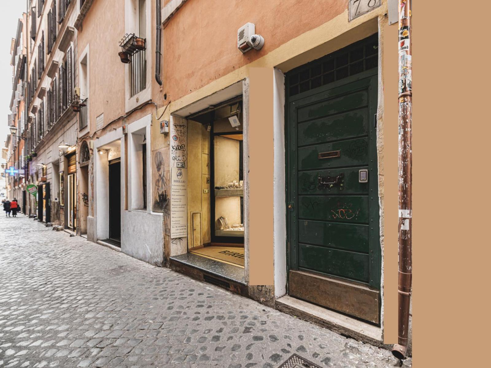 Campo De Fiori - Casa Pettinari 78 *
